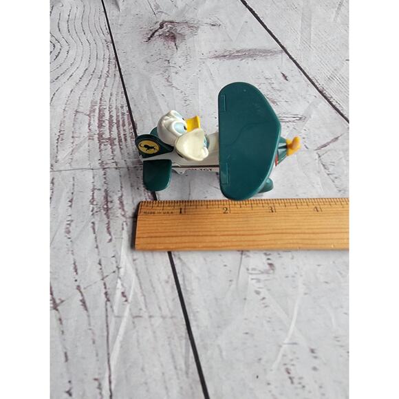 Disney Donald Duck in Die Cast Plane Animal Kingdom Harambe Wildlife Reserve - Picture 6 of 7